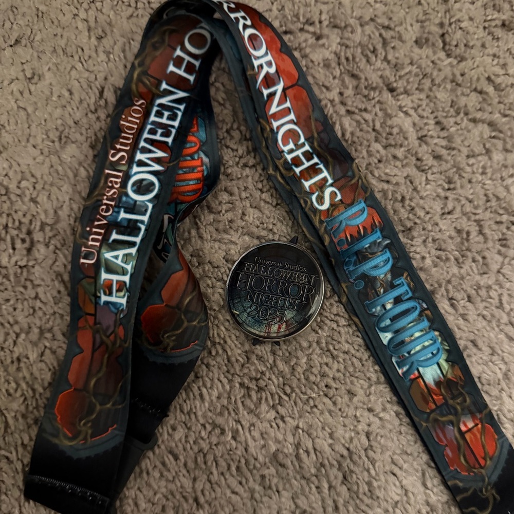 Universal Studios Halloween Horror Nights RIP Tour Lanyard and 2025 Pin